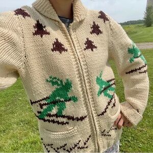 Vintage Cowichan Knit Mary Maxim Knitted Skiing Jacket Wool Zip up